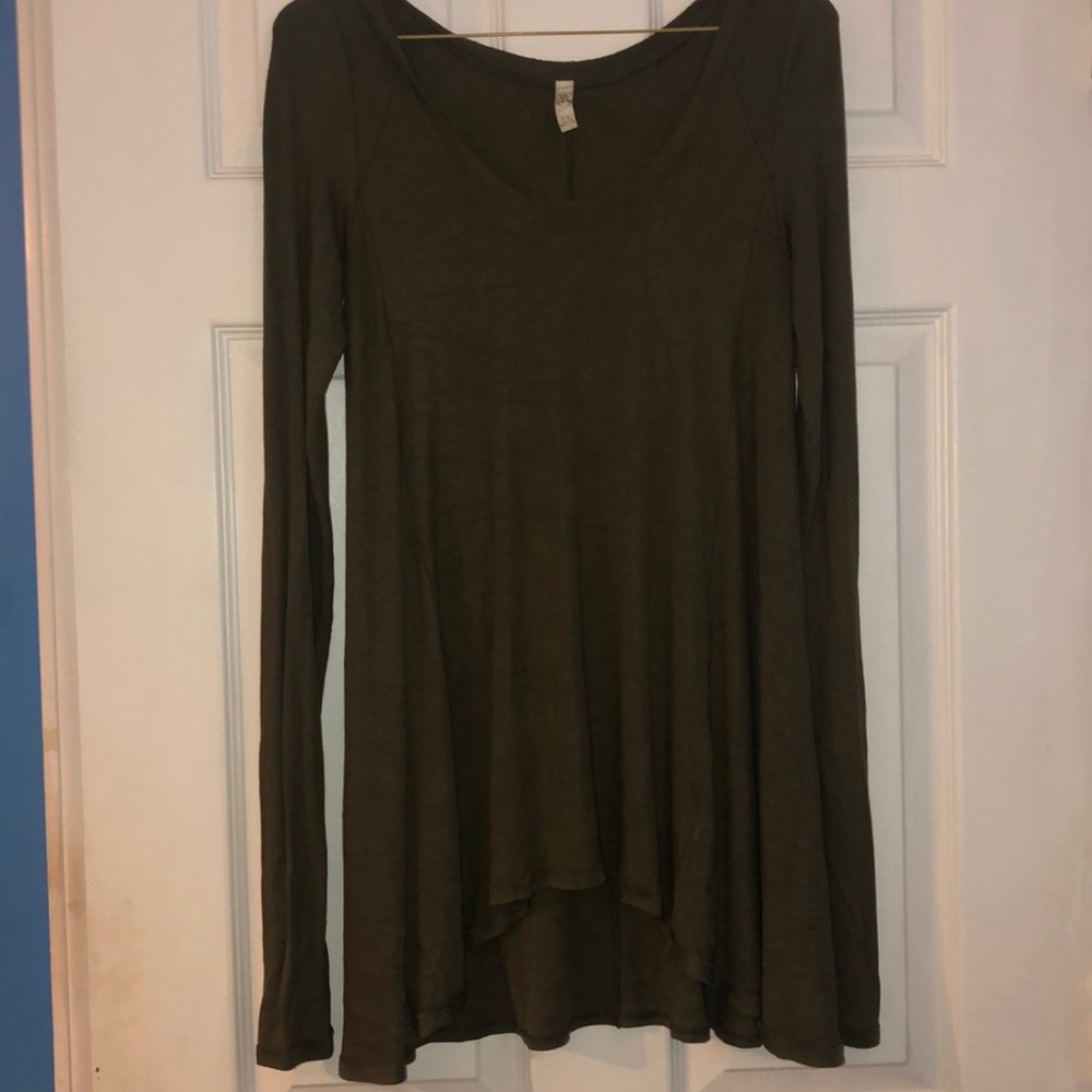 Free people long sleeve slouchy shirt!